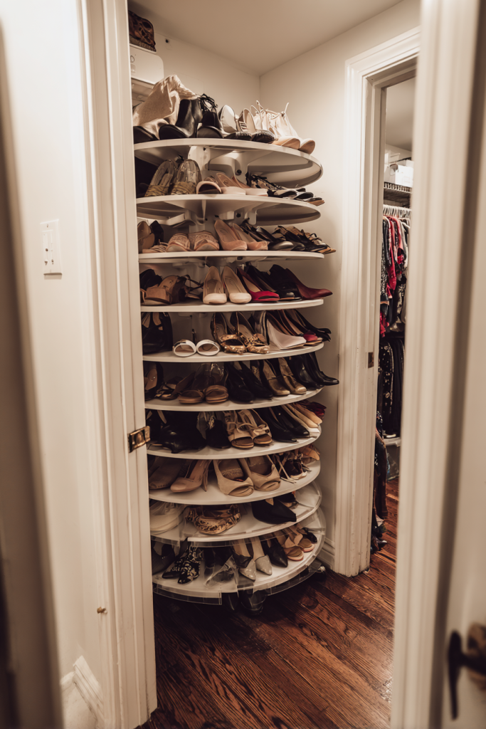 small walk-in closet organization
